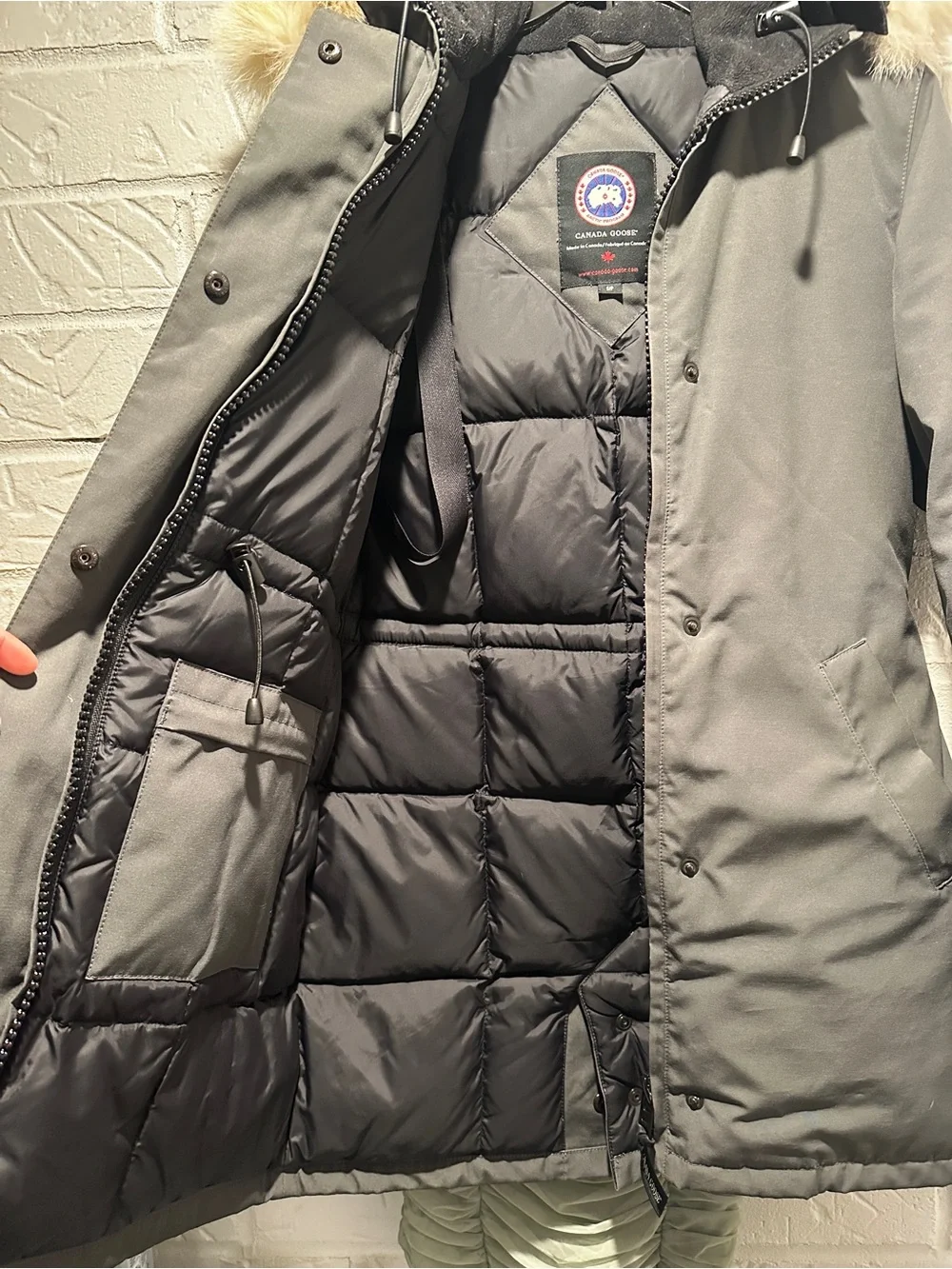 Canada Goose Victoria Down Parka Size Small - Picture 5 of 16